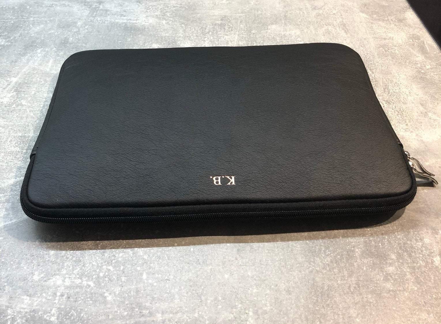 14 inch laptop case personalised with name or initials - PersonalisebyLisa